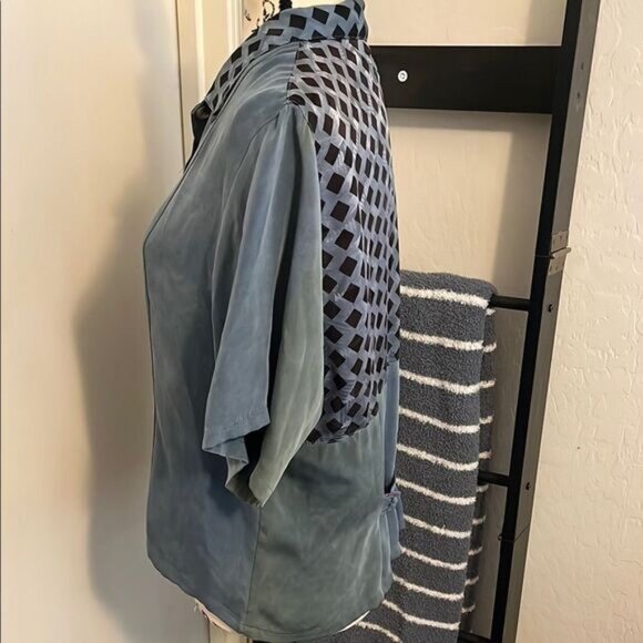 Citron Santa Monica Blue Women's Patterned Collar Button Closure Top Silk Boho - Picture 3 of 9